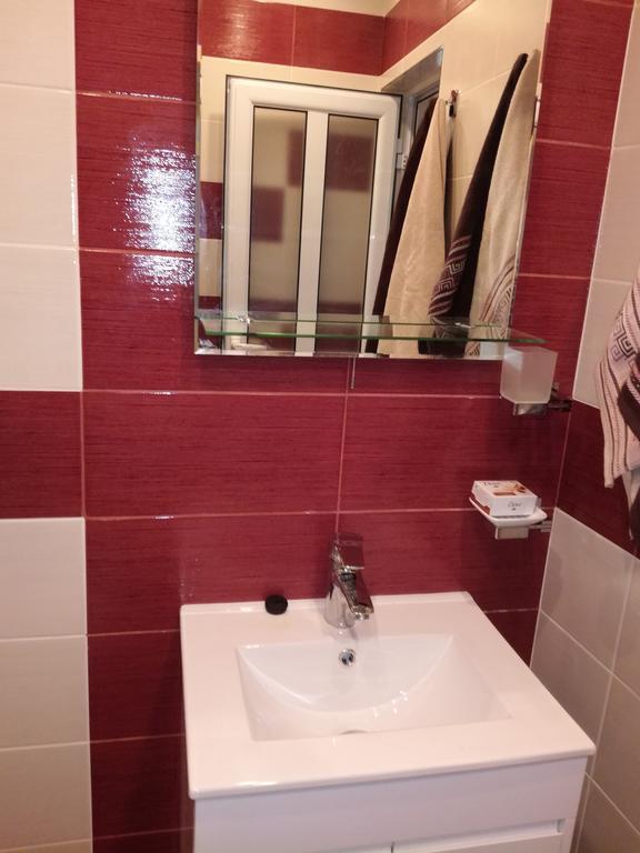 וארנה Apartment Central מראה חיצוני תמונה