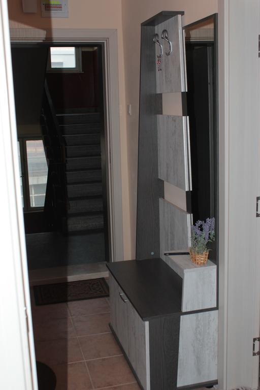 וארנה Apartment Central מראה חיצוני תמונה